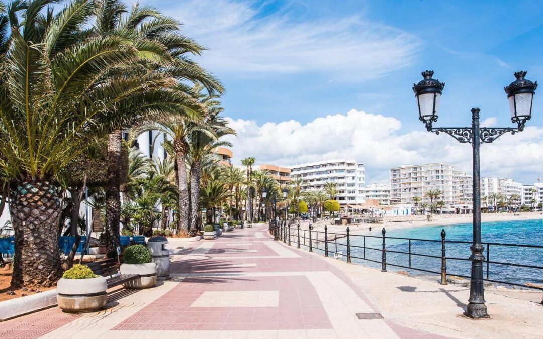 Top Reasons Santa Eularia des Riu Is Ibiza’s Hidden Paradise for Couples