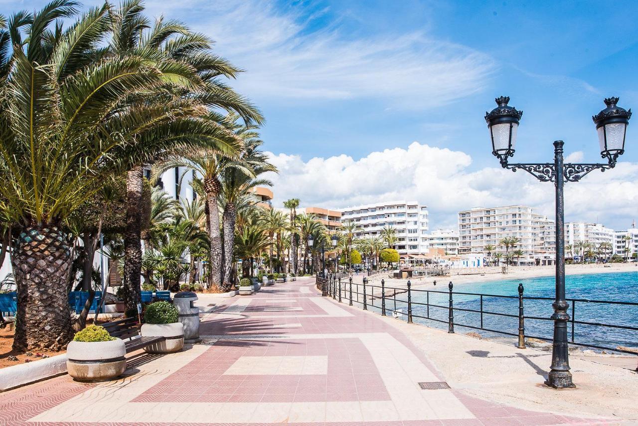 Santa Eularia Ibiza Walking Road